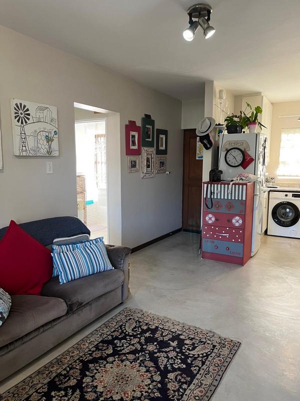 To Let 2 Bedroom Property for Rent in Paradyskloof Western Cape
